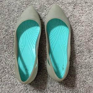 Crocs shoe flats